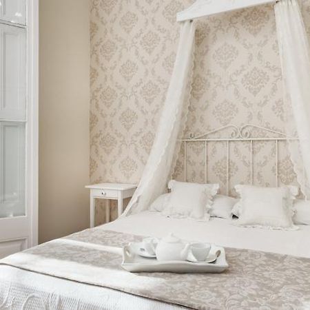 Lumine Suites Barcelona Hostal Ruang foto