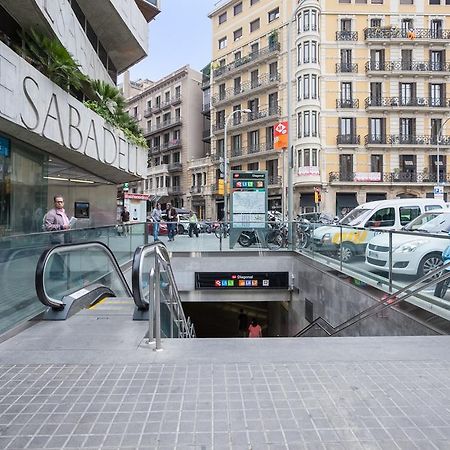 Lumine Suites Barcelona Hostal Bagian luar foto